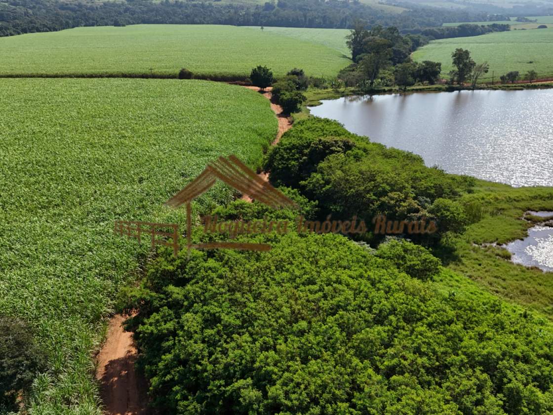 Fazenda a venda com 72,7 alqueires na região de Tatui-SP